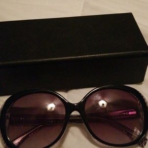 Fendi Sunglasses w/case